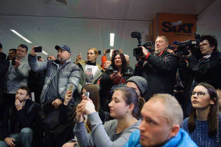 Usyk arrives in Ukraine as a hero (photo + video)