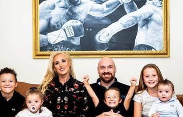 Fury's daughter wins fight for his life, Tyson returns to training