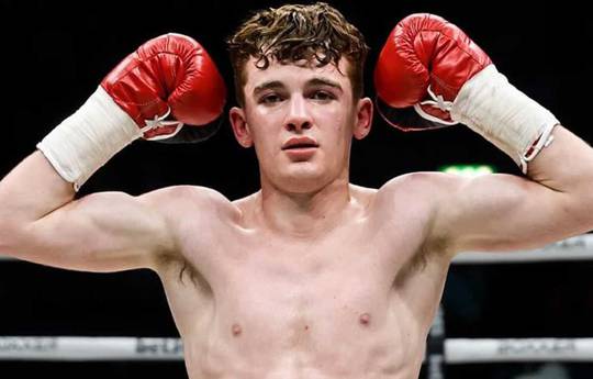 Wie man Mikie Tallon gegen Fezan Shahid sieht - Live-Stream & TV-Kanäle