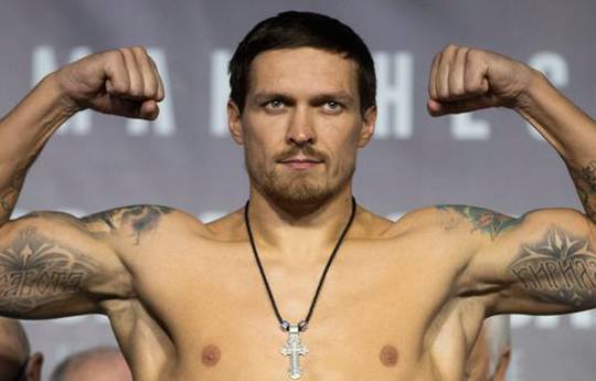 Usyk shows his training for heavyweight debut (video)