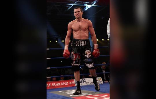 Carl Froch stellt Joe Calzaghes perfekten Rekord in Frage: "Die Wahrheit ist schockierend"