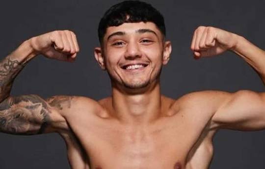 What time is Nico Leivars vs Darwin Martinez tonight? Ringwalks, schedule, streaming links