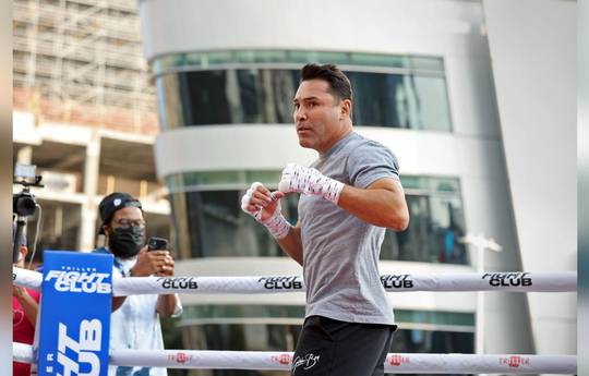 Oscar De La Hoya Ignites Promoter Feud With Unexpected Jab: "They're Killing Boxing"