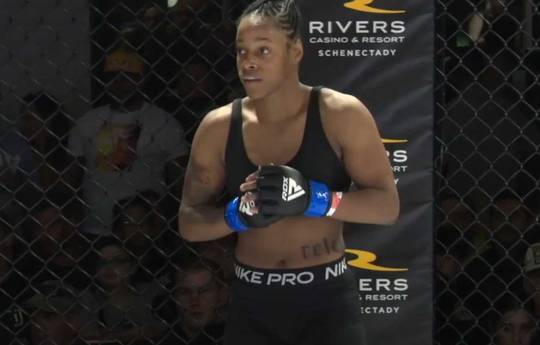 Hoe laat is Shannel Butler vs Patrice Robinson vanavond? Ringlopen, schema, streaming links