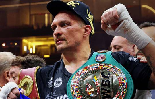 Gvozdik a qualifié Usyk de meilleur boxeur du monde.