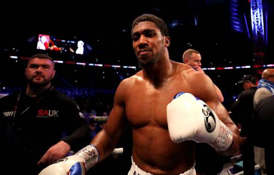 Joshua resumes training after rest