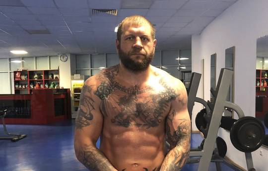Емельяненко: "Проблем с алкоголем у меня нет"