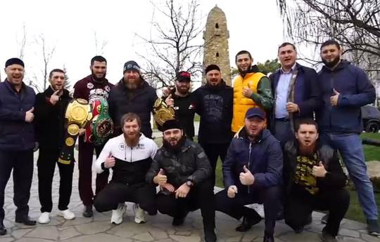 Кадыров подарил элитные автомобили трем бойцам