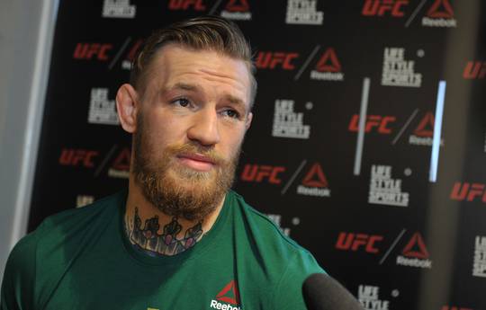 МакГрегор: «Я мог бы защитить пояс полулегкого веса в марте, UFC нужно было только попросить»