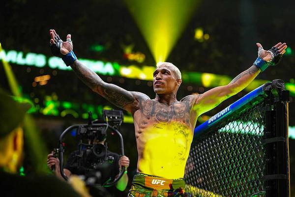 Oliveira Re-Signs With UFC for Eight More Fights After Max Holloway Win at UFC 326