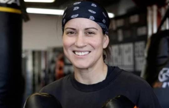 Mary Spencer vs Naomi Mannes - Date, Start time, Fight Card, Location