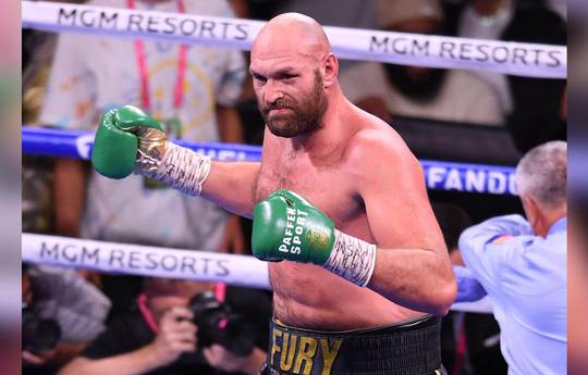 Tyson Fury Ranks British Boxing Legends, Leaves One Iconic Name Off List: "He's Not Even Close"