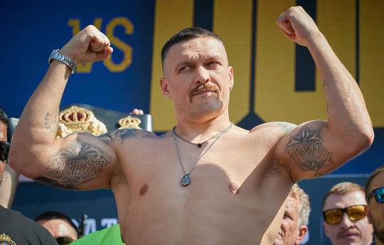 Derek Chisora Reveals Surprising Pick for Oleksandr Usyk's Kryptonite: "He's the One"