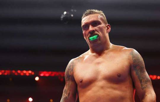 Usyk responded to a question about his broken jaw in his fight with Fury