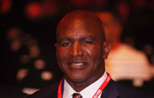 Holyfield spoke out about Usyk's victory over Fury