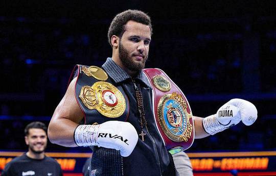 Moses Itauma Calls Out Oleksandr Usyk, Says Heavyweight Champion Is Avoiding the Risk