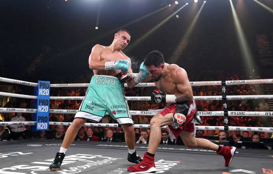 The best moments of the Tszyu-Mendoza fight (video)
