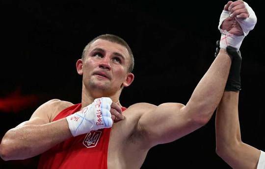 ¿Olimpiadas-2028 o boxeo profesional? Khizhnyak ha decidido su futuro