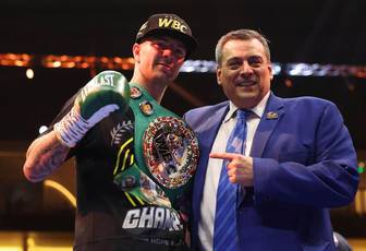 Mark Chamberlain Knocks Out Joshua Wahab in the First Round