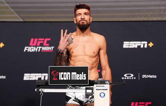 UFC auf ESPN 73: Amosov hat das Wiegen vor dem Debüt in der Promotion erfolgreich bestanden