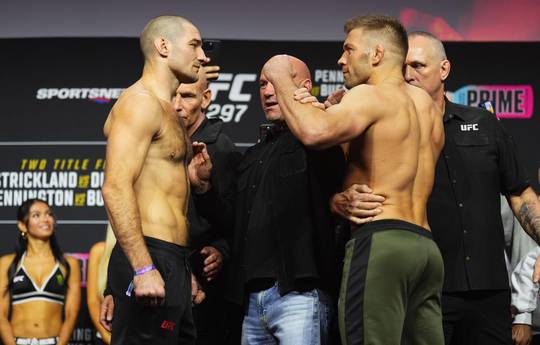 UFC 297: Стрікленд vs Дю Плессі прогноз, коефіцієнти: хто переможе?