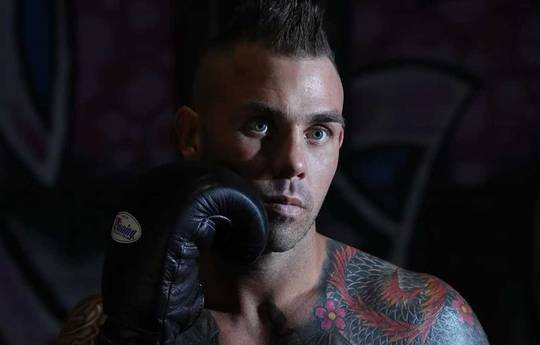 What time is Matty Floyd vs Jack Gregory tonight? Ringwalks, schedule, streaming links