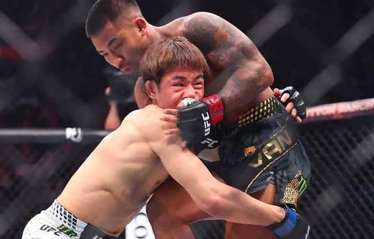 UFC 328: бонуси