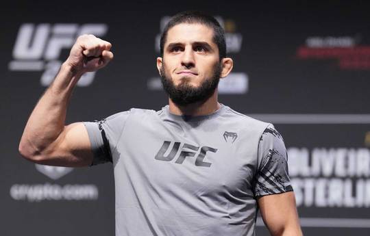 Makhachev sees Joshua succeeding in MMA