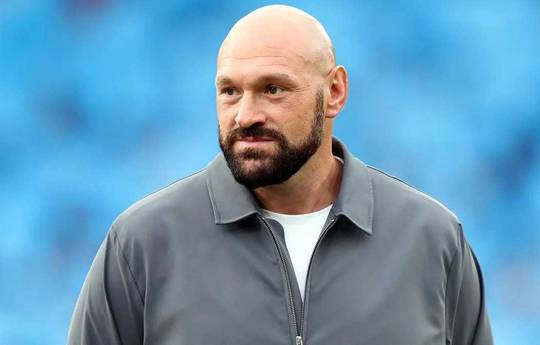 Ф'юрі відреагував на анонс поєдинку з Махмудовим