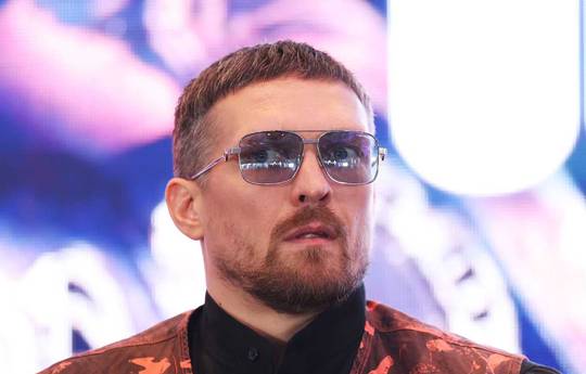Усик розповів, що бій з Верхувеном може пройти не в Єгипті