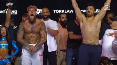 Wann findet heute Abend der Kampf Jake Paul gegen Julio César Chávez Jr. statt? Ringwalks, Zeitplan, Streaming-Links