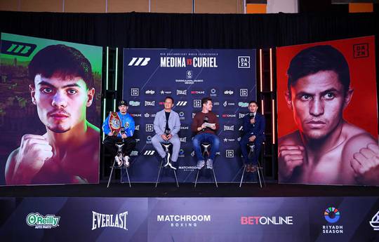 Christian Medina gegen Adrian Curiel Undercard - Vollständige Kampfkarte, Zeitplan, Reihenfolge