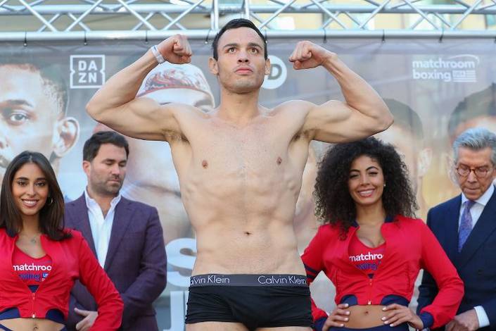 Chavez misses weight and loses $1 million