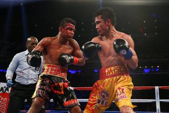 Srisaket defeats Chocolatito