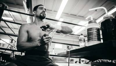 Danny Garcia completes preparations for his debut in a new weight class