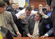 Виталий Кличко блокирует трибуну Киевсовета