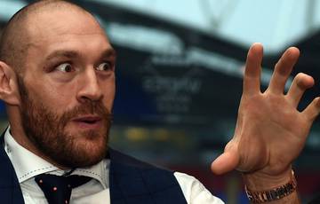 Tyson Fury intends to enter the ring one evening with his brother