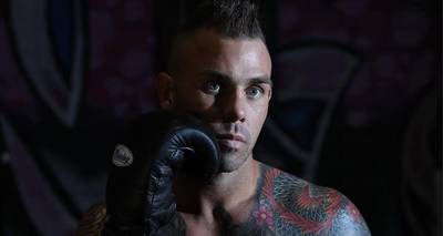 What time is Matty Floyd vs Jack Gregory tonight? Ringwalks, schedule, streaming links