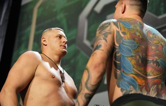 Открестившийся от РФ Мокаев предсказывает поражение Павловича на UFC 295