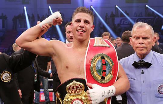 Zeuge beats Smith and keeps WBA belt