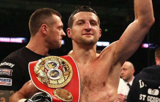 Un poids lourd de premier plan reçoit un avertissement brutal de Carl Froch quant à sa retraite : "Votre santé est en danger