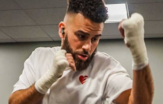 Hoe Michael Fontanez vs Ray Oliveira Jr. te bekijken - Live stream & TV Kanalen