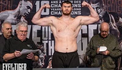 Makhmudov and Wallish passed the weigh-in