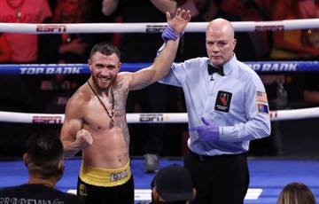 Lomachenko and Commey agree to fight on December 11