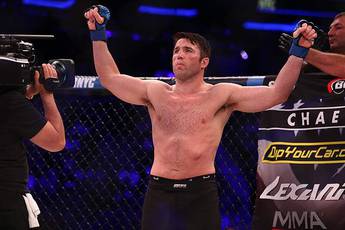 Sonnen Smothers Silva in Bellator 180