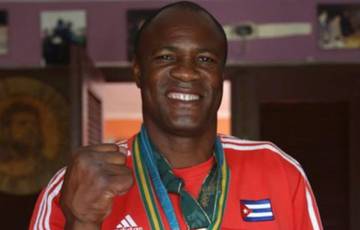 Three-time Olympic champion Savon arrested on teen rape charges