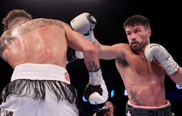 Ryder with WBO title after Parker's injury