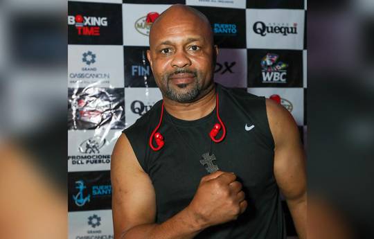 Roy Jones Jr Makes Bold Claim About Retired Heavyweight: "Better Than Current Champ"