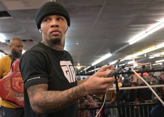 Davis at the open training session before Gamboa fight