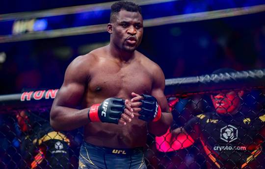 Ngannou reacted to Gan's early victory